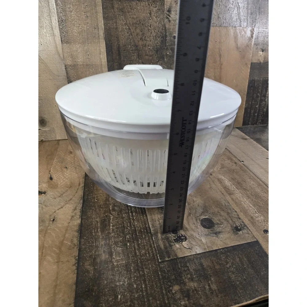 Pampered Chef Manual Salad/Berry Spinner Vegetable Lettuce Dryer with 2 Baskets